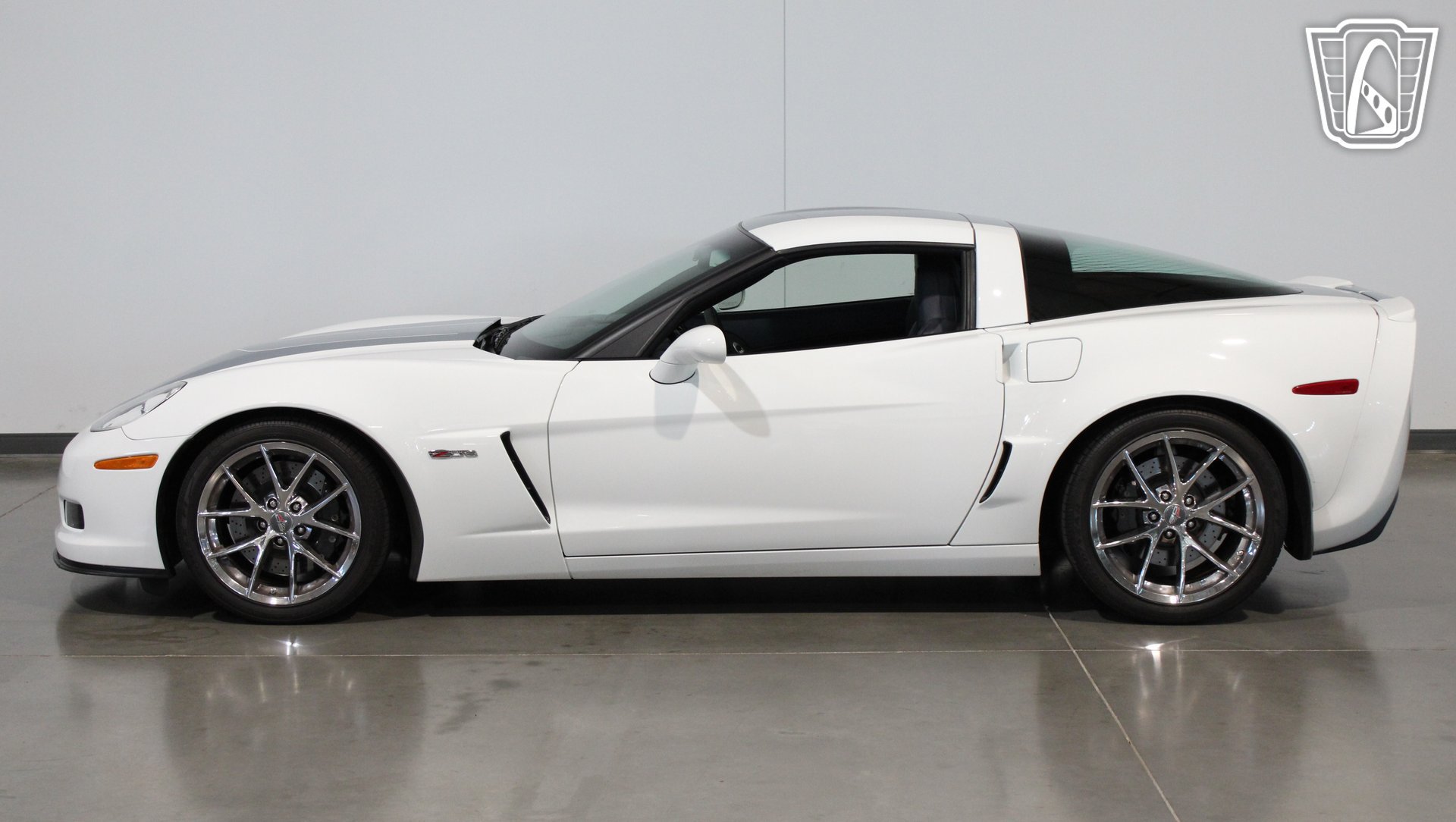 Used 2013 Chevrolet Corvette Z06 w/ 3LZ Preferred Equipment Group RWD image 26