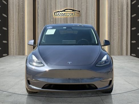 Used 2022 Tesla Model Y Performance image 2