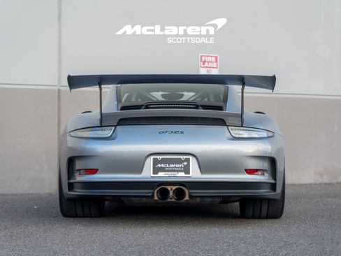 Used 2016 Porsche 911 GT3 RS image 6