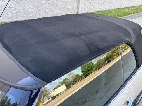 Used 2006 MINI Cooper Convertible image 13