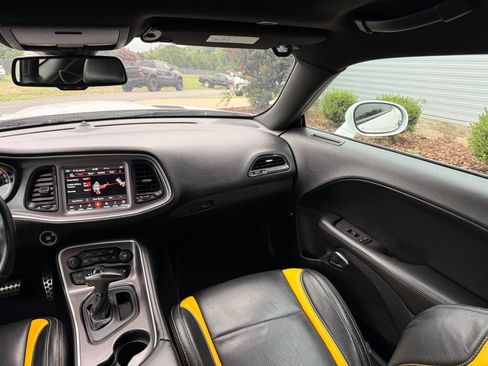 Used 2019 Dodge Challenger R/T Scat Pack RWD image 29