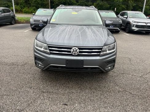 Used 2020 Volkswagen Tiguan SEL AWD/4WD image 9