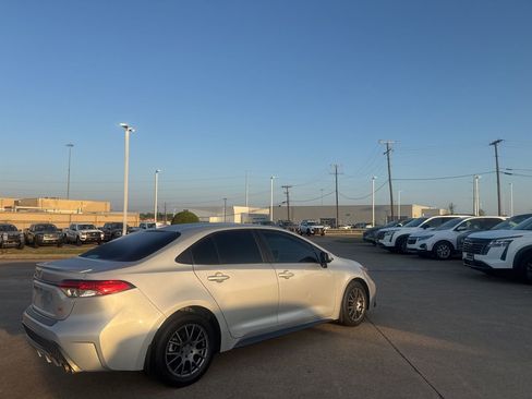 Used 2021 Toyota Corolla SE image 21