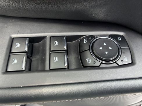 Used 2025 Ford Expedition Tremor image 22