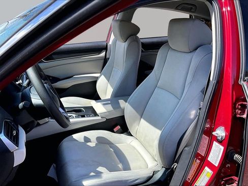 Used 2021 Honda Accord LX image 17