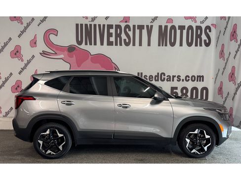 Used 2024 Kia Seltos EX FWD image 5