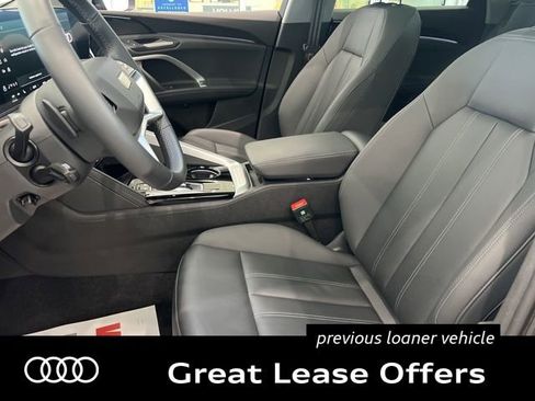 Used 2025 Audi Q5 Premium w/ Convenience Package AWD/4WD image 8