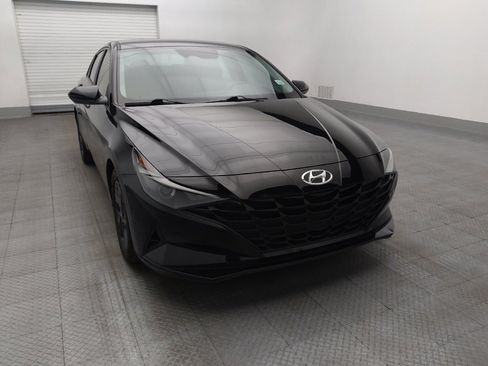 Used 2023 Hyundai Elantra SEL w/ Preferred Accessory Package image 14