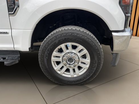 Used 2020 Ford F250 Lariat w/ Lariat Value Package AWD/4WD image 15