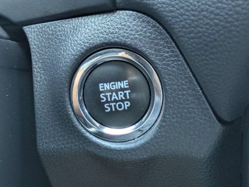 Used 2024 Toyota RAV4 XLE AWD/4WD image 27