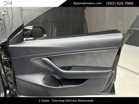 Used 2018 Tesla Model 3 Long Range image 26