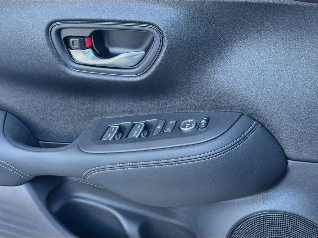 New 2027 Honda HR-V EX-L image 18