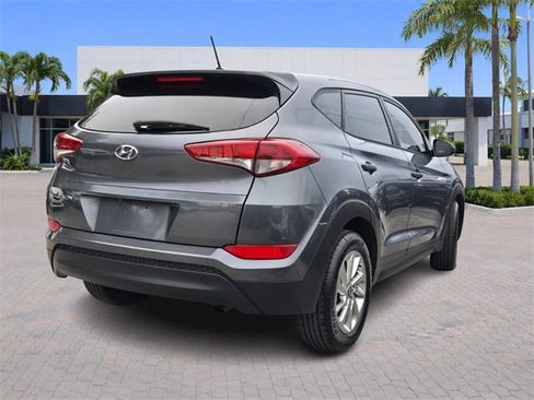 Used 2017 Hyundai Tucson SE image 7