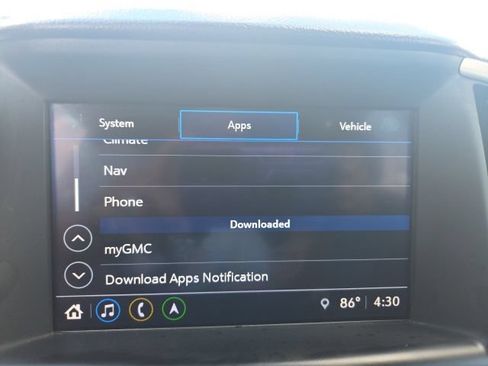 Used 2018 GMC Terrain Denali w/ GMC Pro Grade Package AWD/4WD image 27