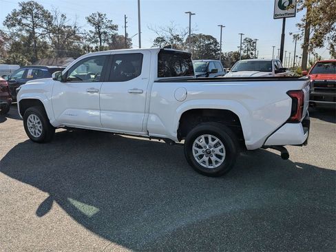 Used 2024 Toyota Tacoma SR5 image 6