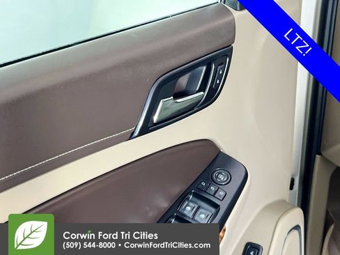 Used 2016 Chevrolet Tahoe LTZ AWD/4WD image 12