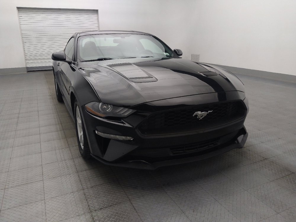 Used 2018 Ford Mustang Coupe RWD image 14