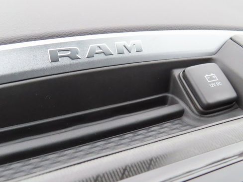 New 2026 RAM 1500 Big Horn AWD/4WD image 13
