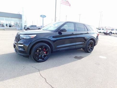 Used 2022 Ford Explorer ST w/ Equipment Group 401A image 7