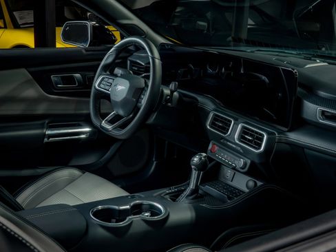 Used 2024 Ford Mustang GT Premium image 11