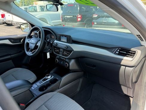 Used 2022 Ford Escape S image 22