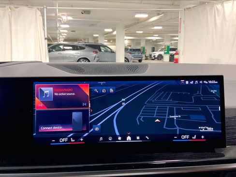 New 2026 BMW X5 xDrive50e w/ Executive Package image 18