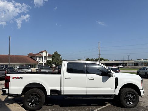 Used 2023 Ford F350 XLT w/ XLT Premium Package AWD/4WD image 7