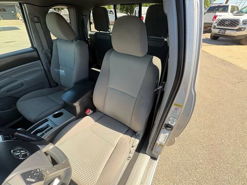 Used 2014 Toyota Tacoma 2WD Access Cab w/ SR5 Package image 15