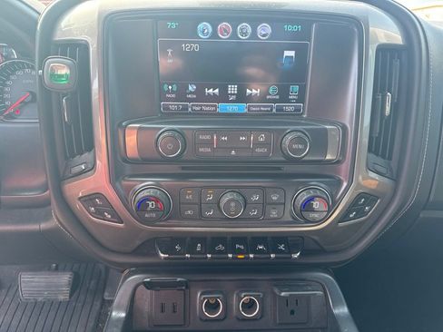 Used 2017 Chevrolet Silverado 1500 High Country AWD/4WD image 19