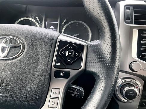 Certified 2022 Toyota 4Runner Limited image 24