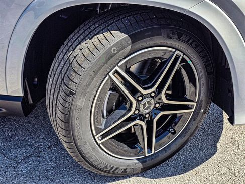 New 2026 Mercedes-Benz GLE 450 4MATIC image 7