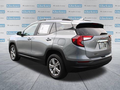 Used 2023 GMC Terrain SLE w/ Driver Convenience Package AWD/4WD image 8