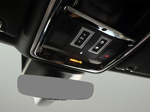 Used 2019 Land Rover Range Rover Long Wheelbase Supercharged image 34