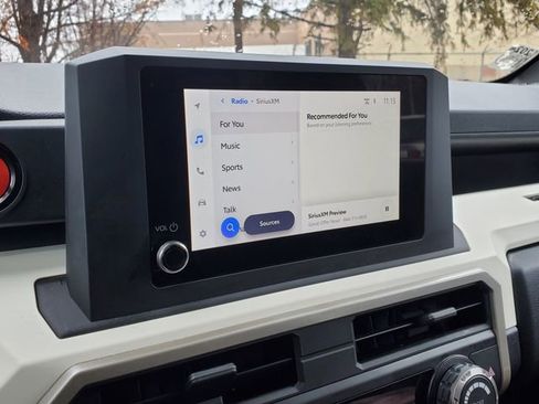 Used 2024 Toyota Tacoma TRD Off-Road image 25