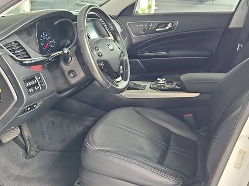 Used 2017 Kia K900 Premium RWD image 22