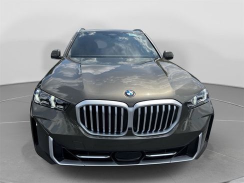 New 2026 BMW X5 xDrive40i w/ Climate Comfort Package AWD/4WD image 2
