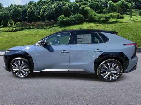 New 2026 Subaru Solterra Touring XT image 2