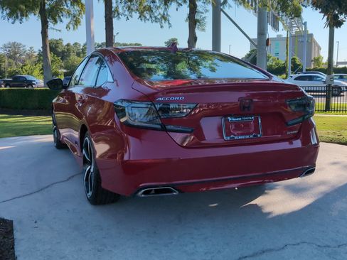 Used 2018 Honda Accord Sport image 8