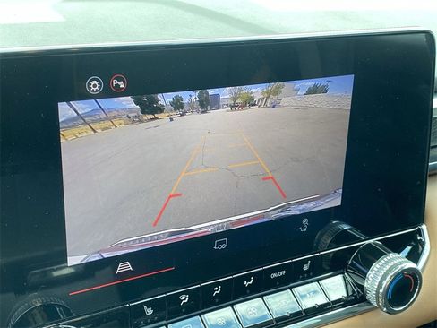 New 2025 GMC Canyon AT4 image 17