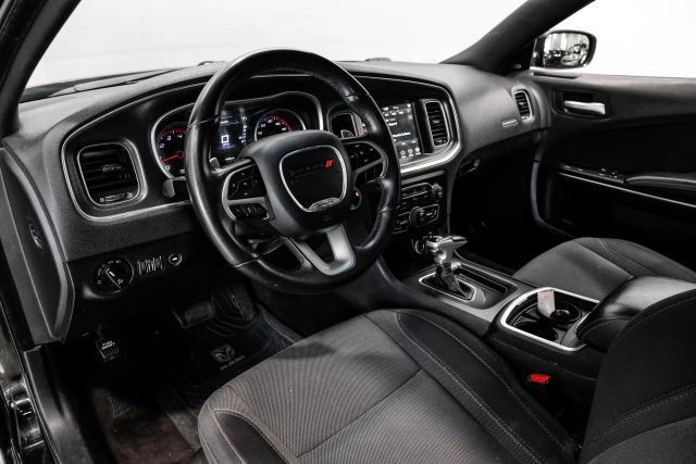 Used 2018 Dodge Charger R/T RWD image 4
