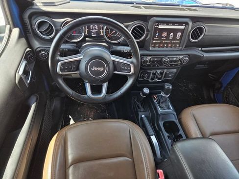 Used 2021 Jeep Gladiator Overland w/ Popular Equipment Package AWD/4WD image 9