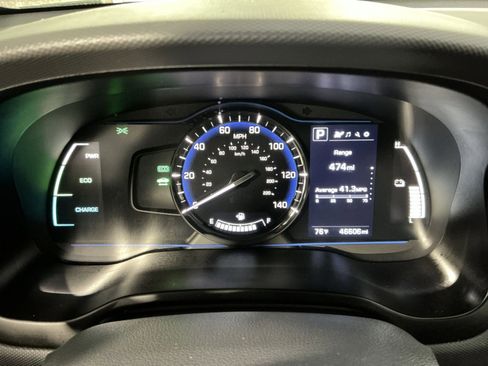 Used 2018 Hyundai Ioniq Blue FWD image 18