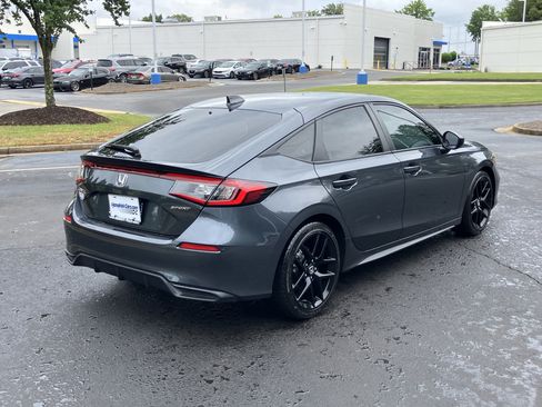 Used 2025 Honda Civic Sport image 10