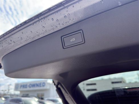 New 2026 Volkswagen Tiguan SE image 10