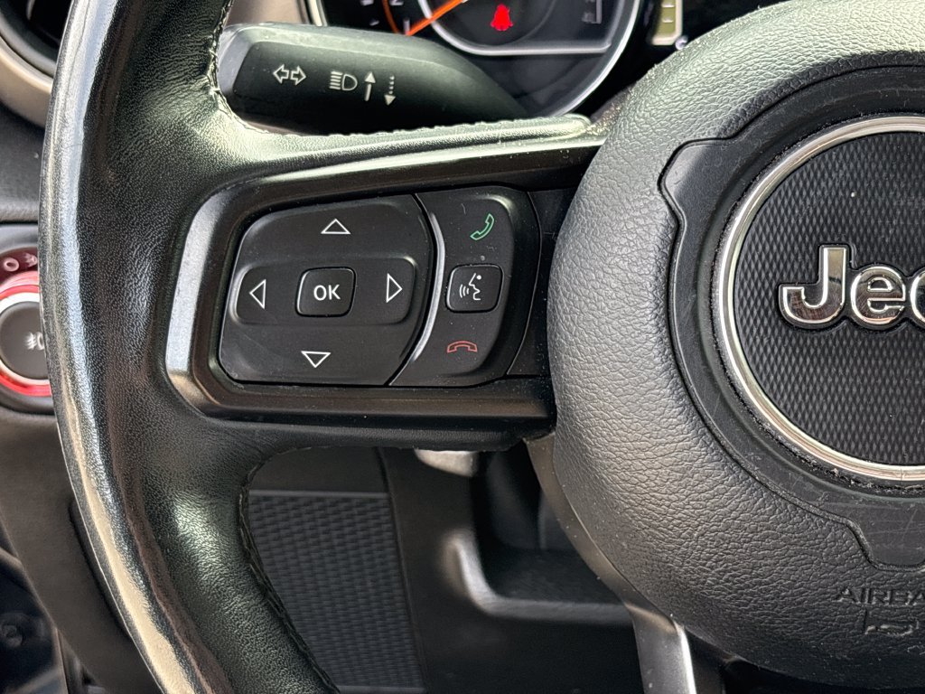 Used 2019 Jeep Wrangler Sport AWD/4WD image 18