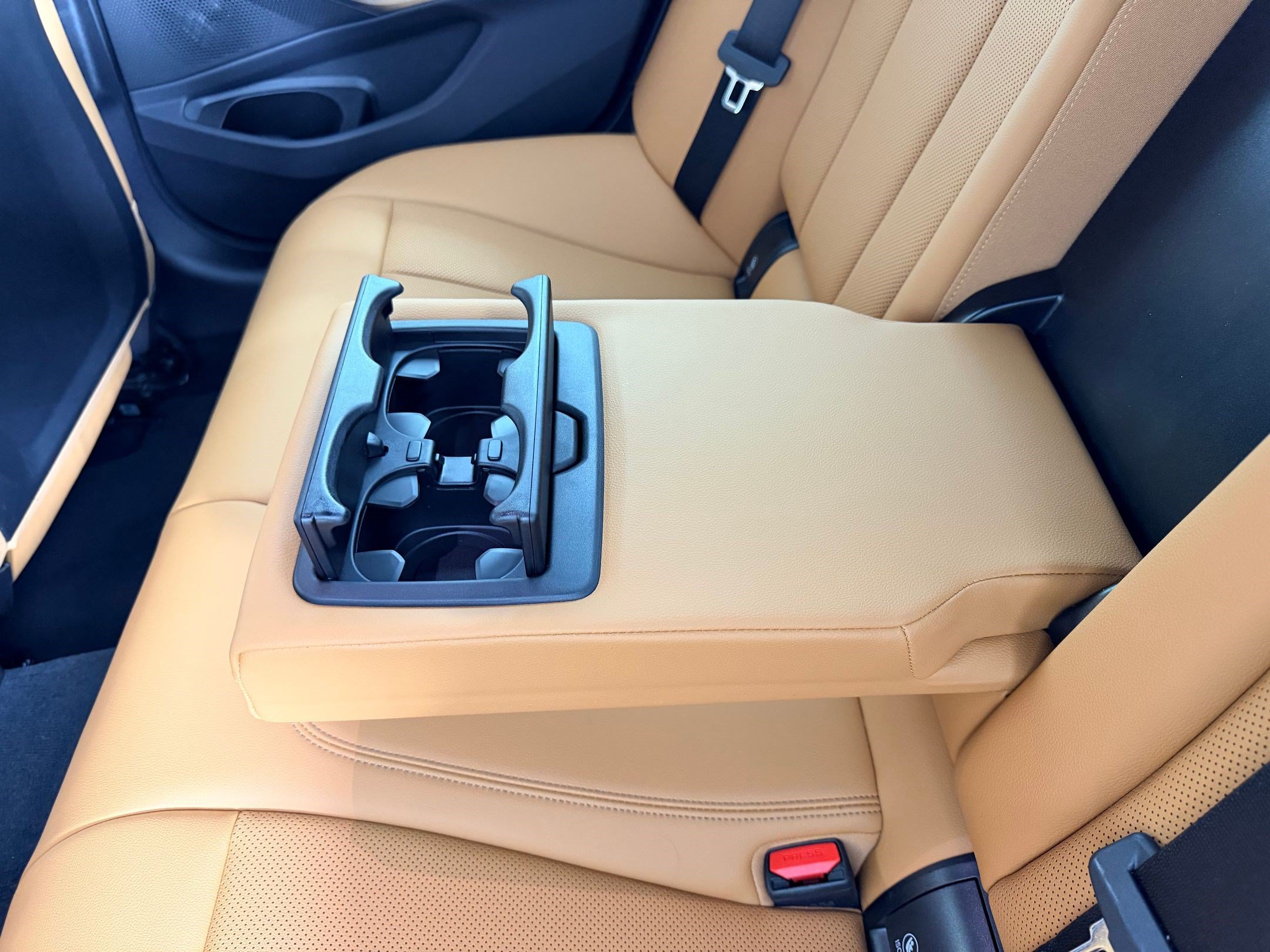 Certified 2026 BMW 330i Sedan RWD image 16