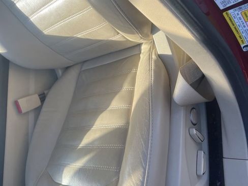 Used 2015 Ford Fusion SE w/ Equipment Group 202A image 6