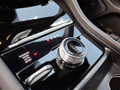 New 2025 Jeep Grand Cherokee Limited w/ Luxury Tech Group II image 7