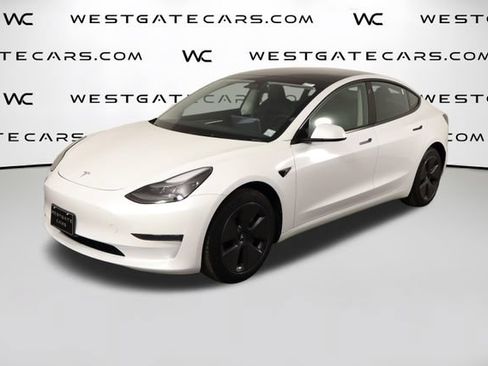 Used 2023 Tesla Model 3 Standard Range RWD image 1