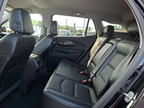 Used 2024 GMC Terrain SLT w/ Elevation Edition AWD/4WD image 10